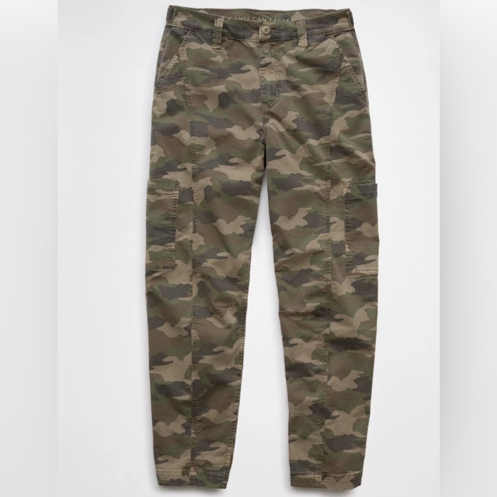 American Eagle Outfitters Camouflage Joggers